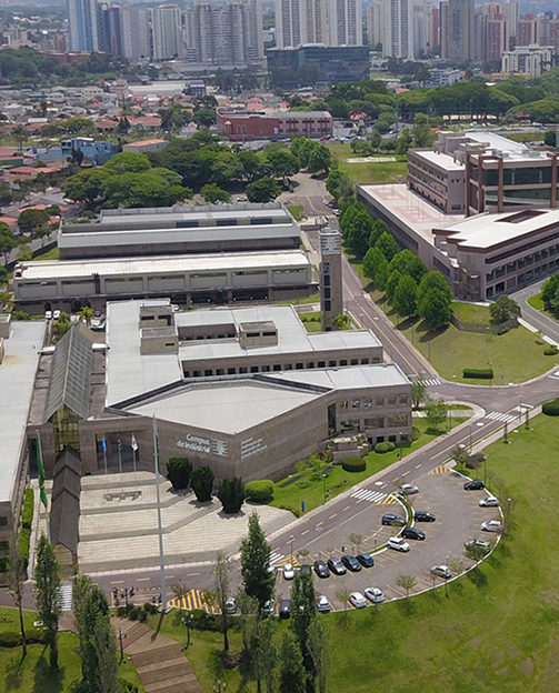 Visão aérea do campus da industria em curitiba